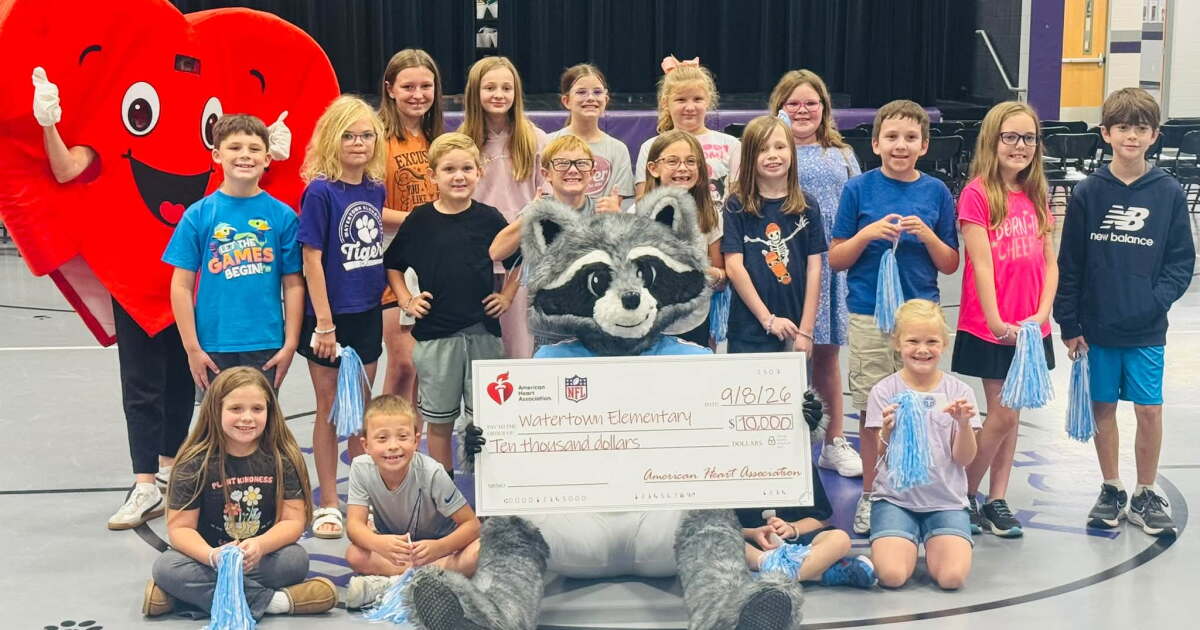 Watertown Elementary erhält 10.000-Dollar-Förderung nach Erlernen der ...