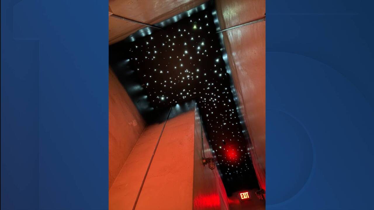 A look at the details in the ceiling.