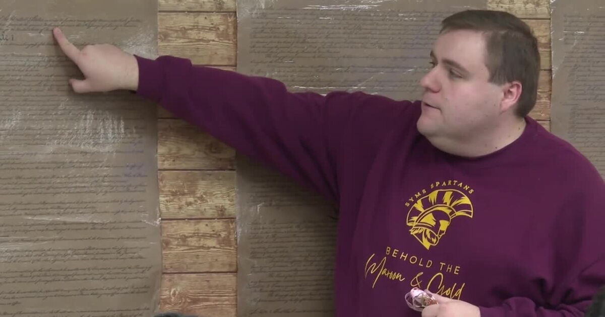 Hampton teacher finalist for National Civics Teacher of the Year