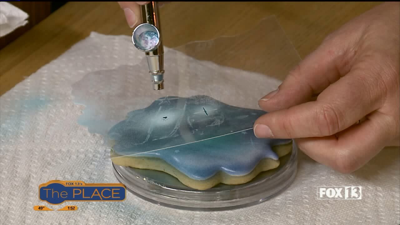 How to airbrush decorate cookies