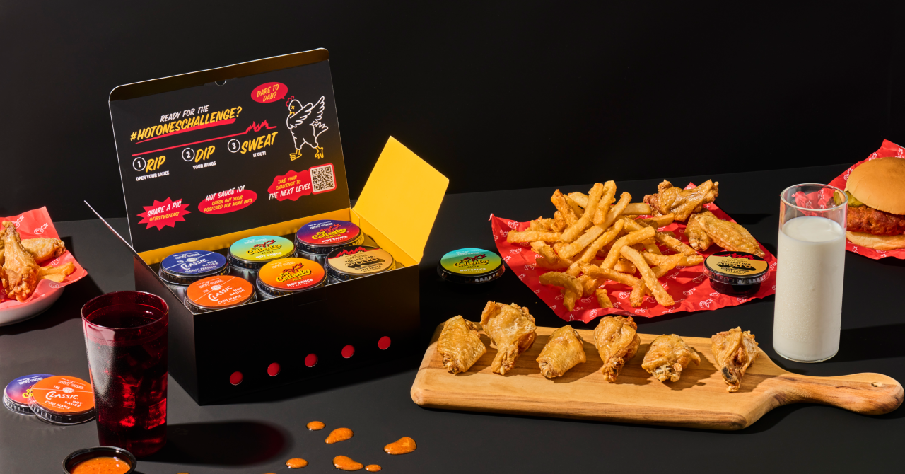 The image here features the ‘Hot Ones™ Challenge Box’ that has six official Hot Ones™ sauces alongside 12 wings of your choice.