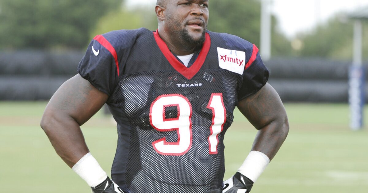 Ex-NFL player’s 14-year-old son still missing 2 weeks after police were alerted of abuse allegations