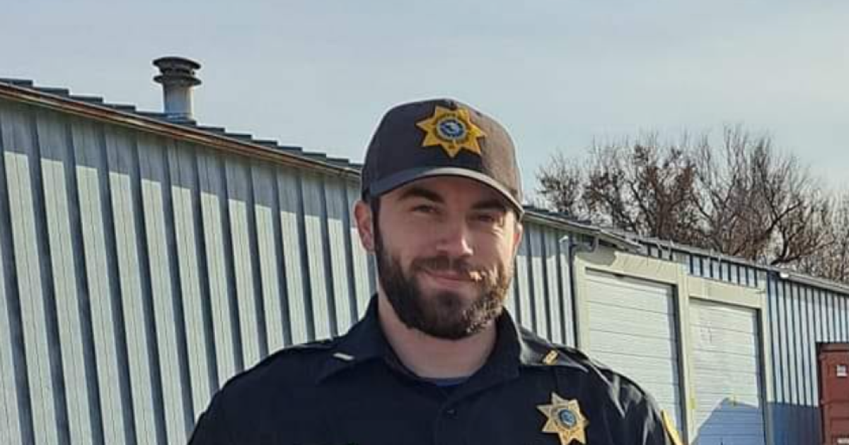 Montana sheriff admits hunting violations for illegal deer kill - Vimarsana News