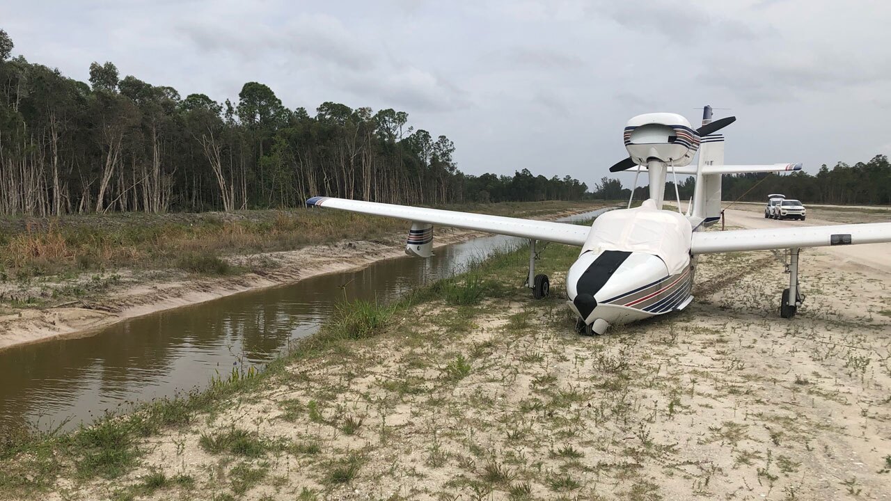 Plane makes hard landing in Palm Beach Gardens in Avenir neighborhood, April 20, 2021