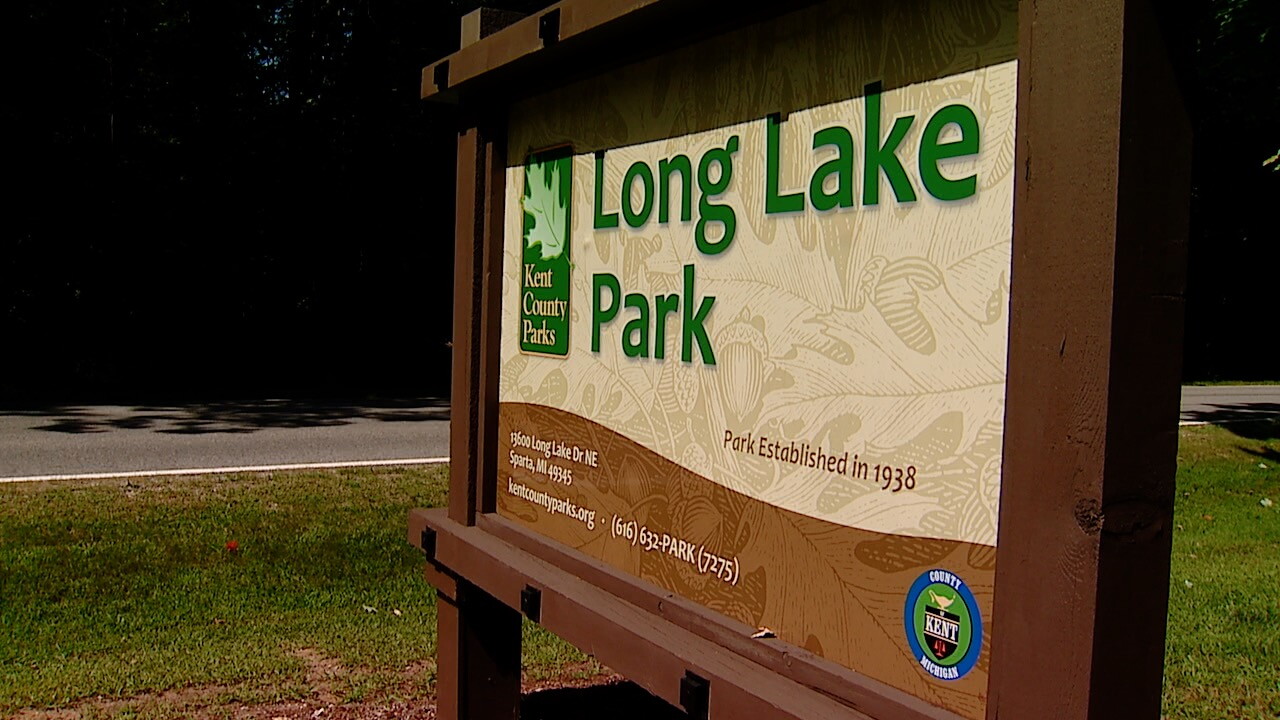 park sign.jpg