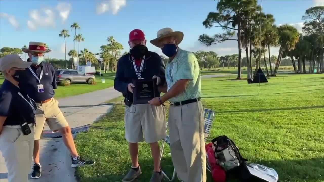 Tom Gibbs presented with volunteer of the year award at 2021 Honda Classic