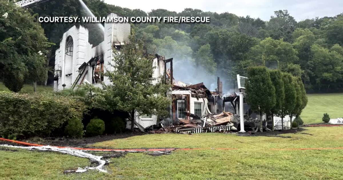 All 10 people escape massive Brentwood house fire that drew largest Williamson County response in years