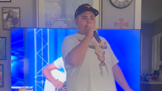 Teen with apraxia uses singing to chase American Idol dream