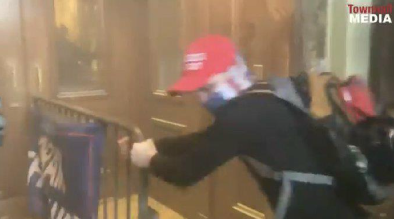 Christopher Roe Capitol Riots 6.png