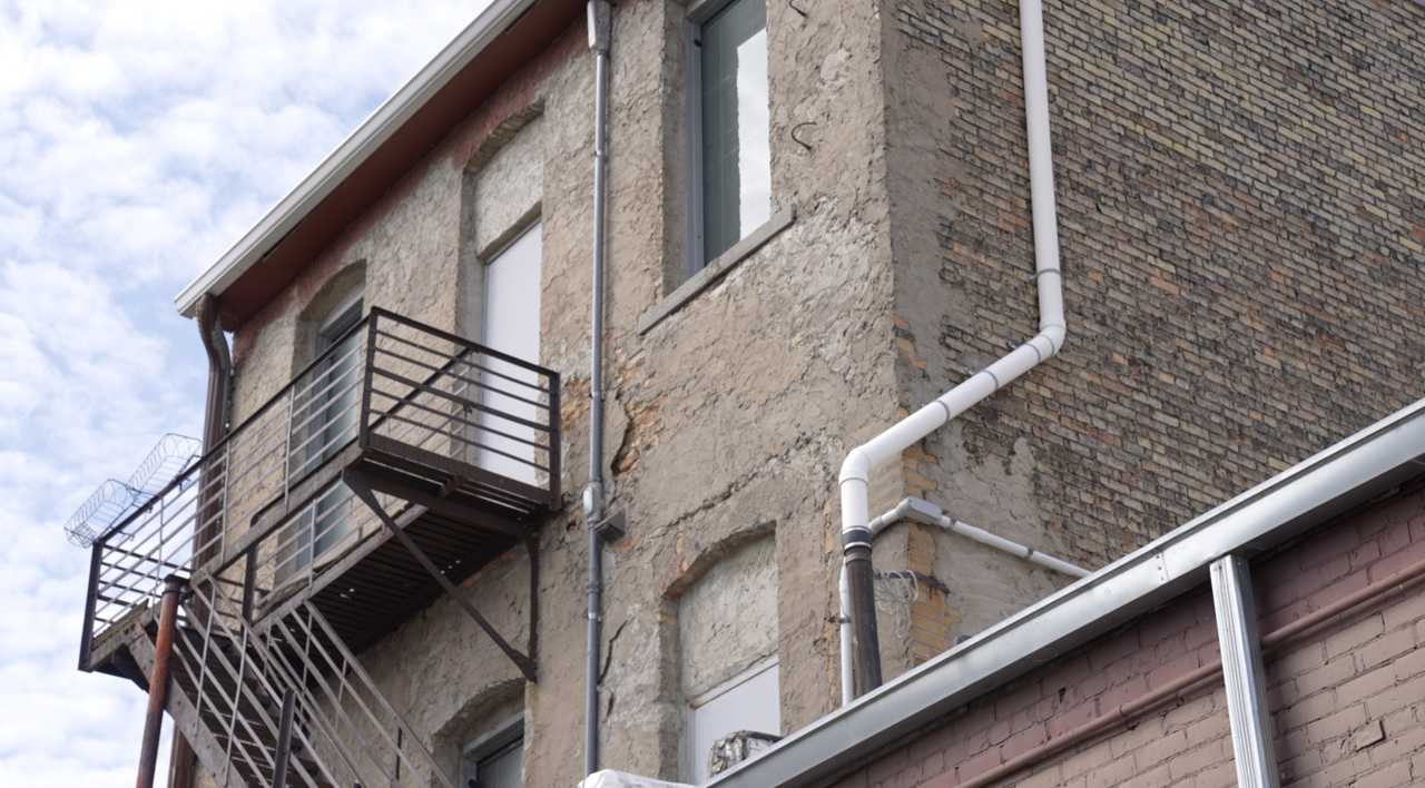 Back alley located near S. Washington Avenue