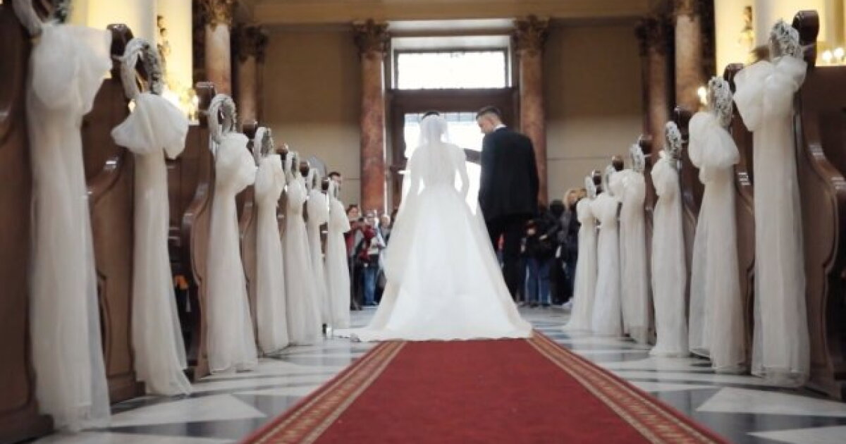 Skip the blender; today's brides and grooms want house down payments - Vimarsana News