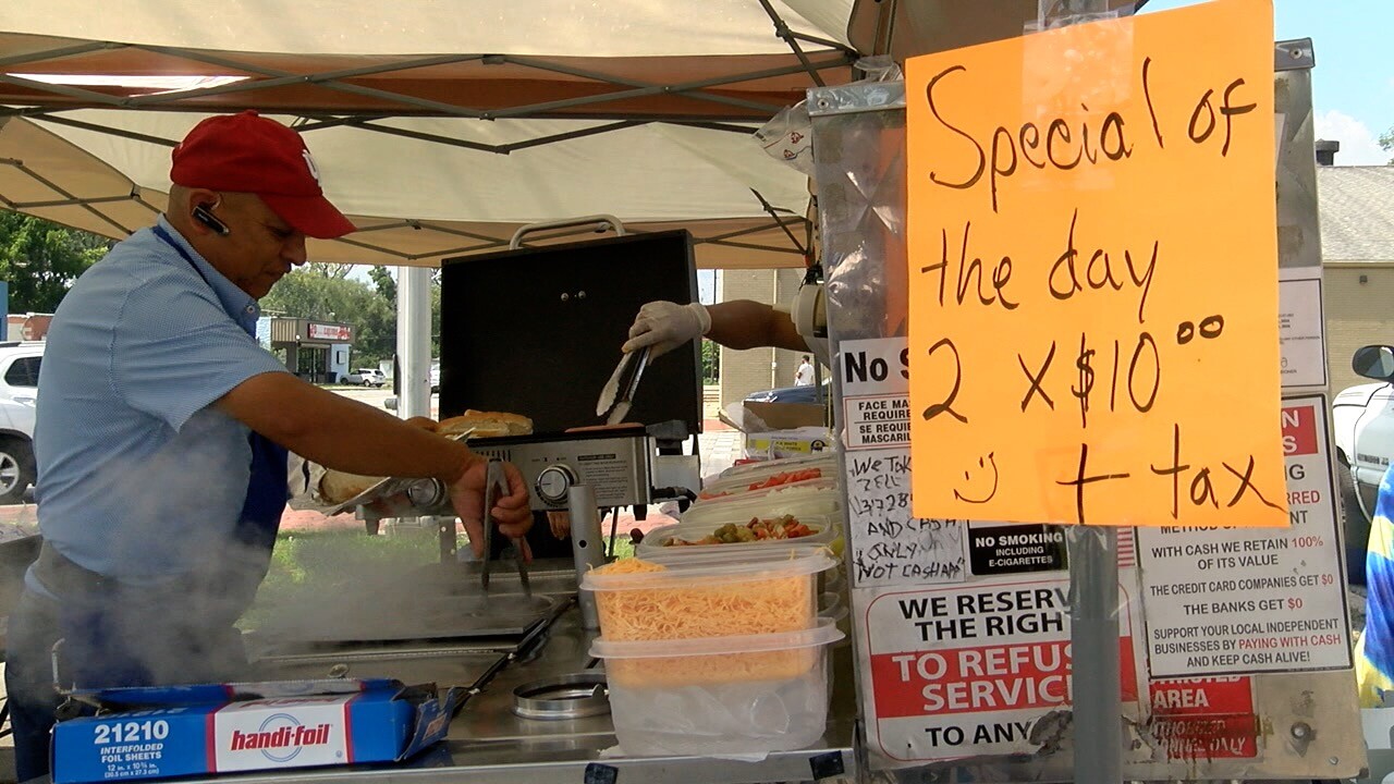 garcia's hot dogs 5.jpg