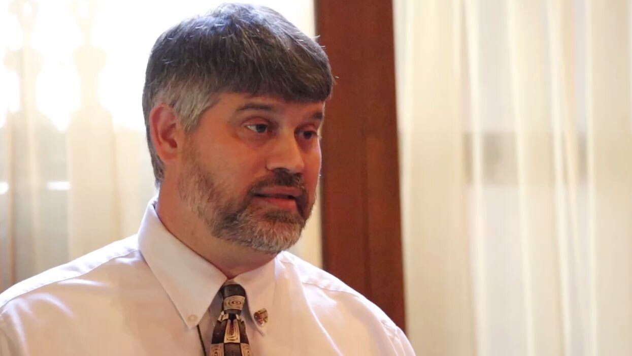 Rabbi Michael Birnholz discusses how he is handling the war in Israel.