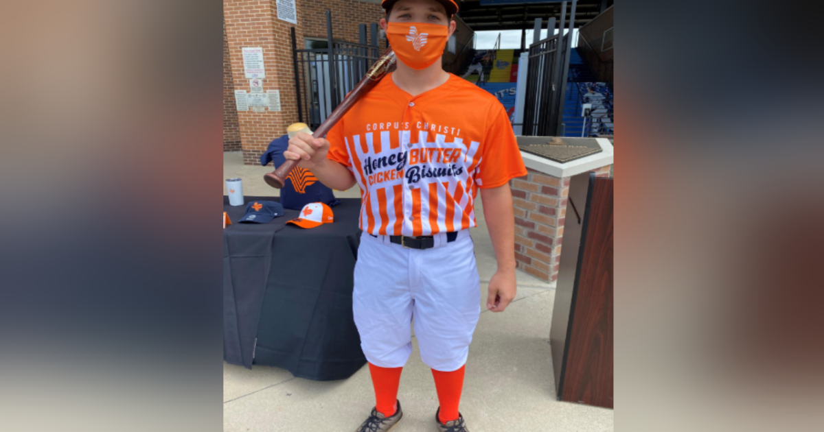 Hooks announce uniform deal with Whataburger
