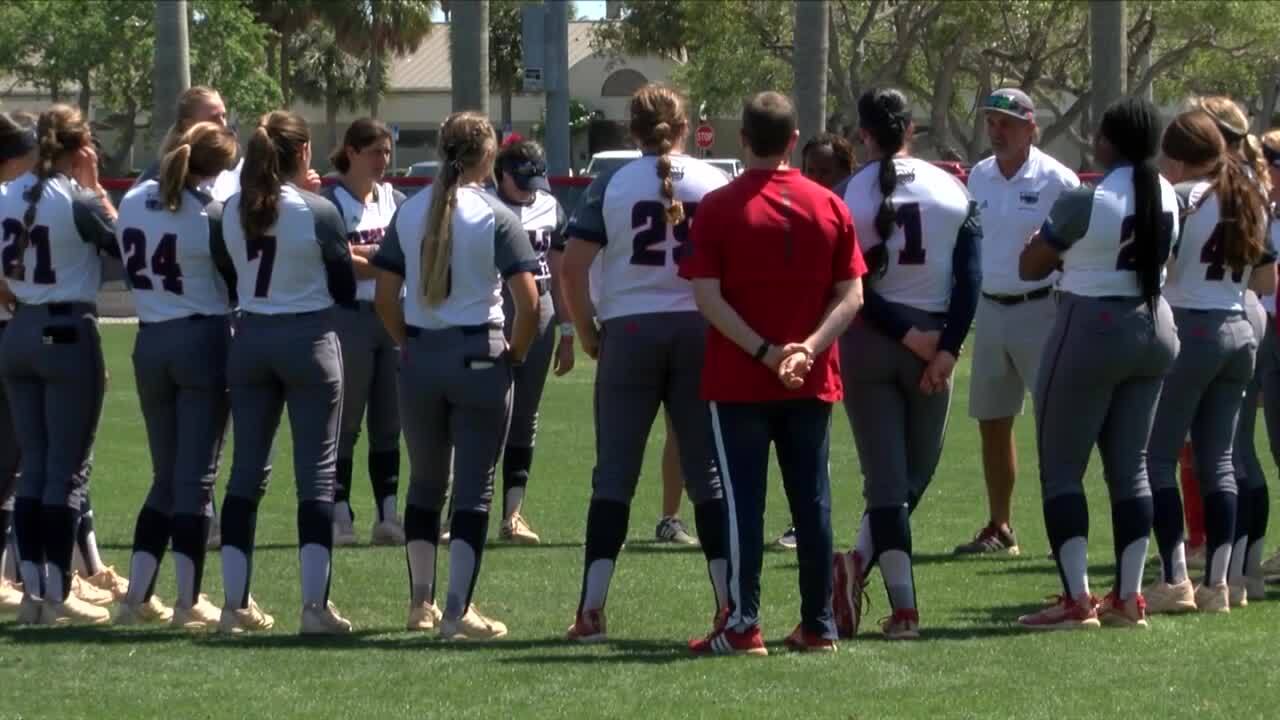 Assistant coach Troy Whitt talks to FAU Owls softball team after death of head coach Joan Joyce