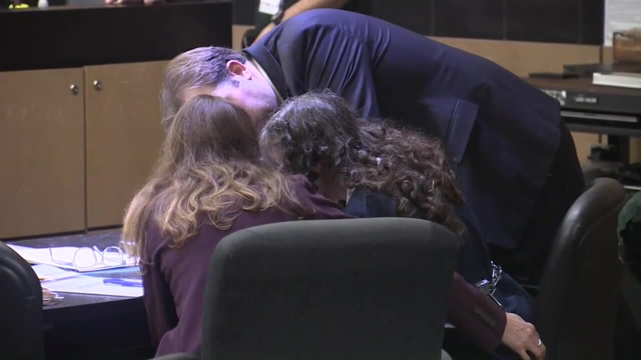 Killer clown suspect Sheila Keen-Warren confers with attorneys after hearing, Oct. 21, 2022