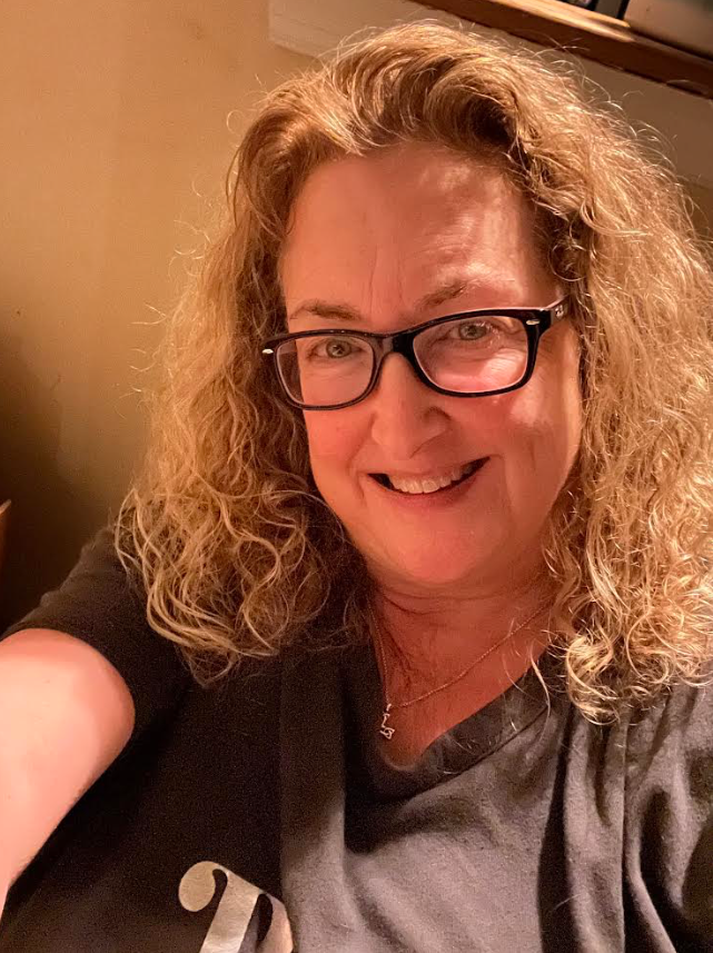 Melinda's hair before her diagnosis