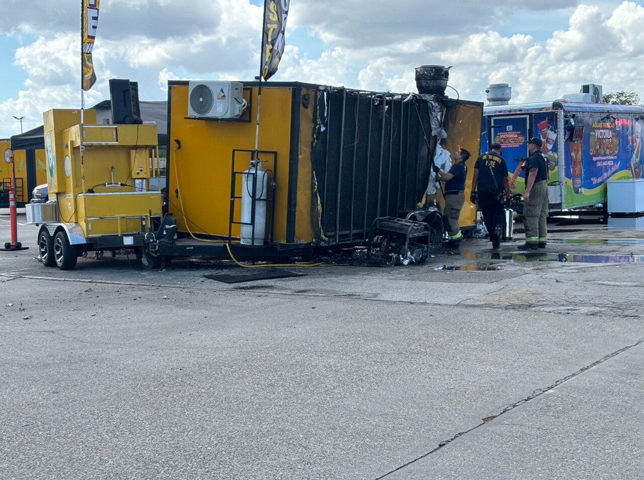 FoodTruckFire1.jpg