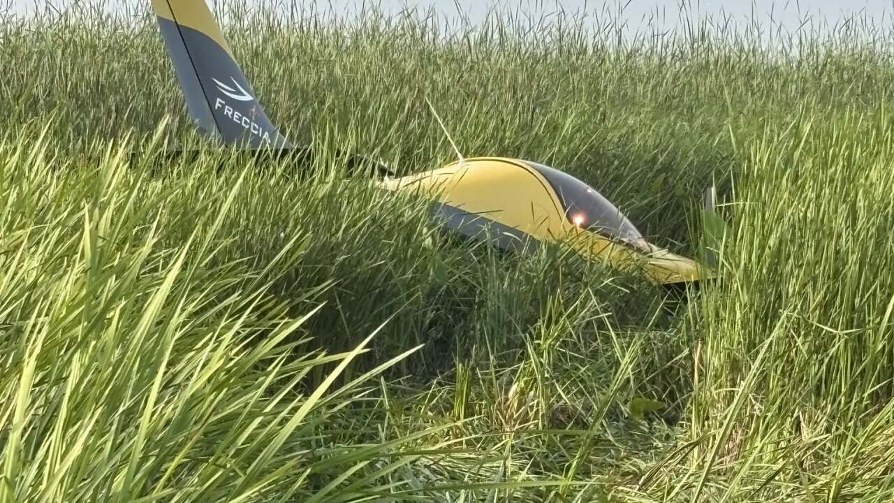 eaa plane crash.jpg