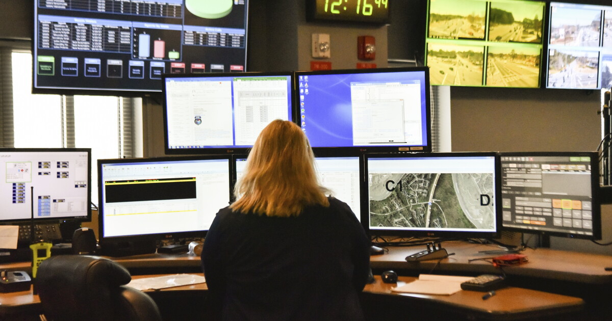 Concerns over gas smell lights up 911 boards across Denver metro - Vimarsana News