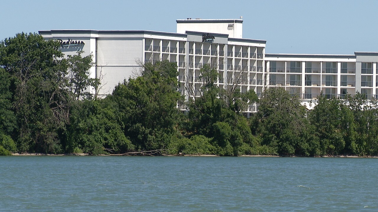 HOTEL1.jpg