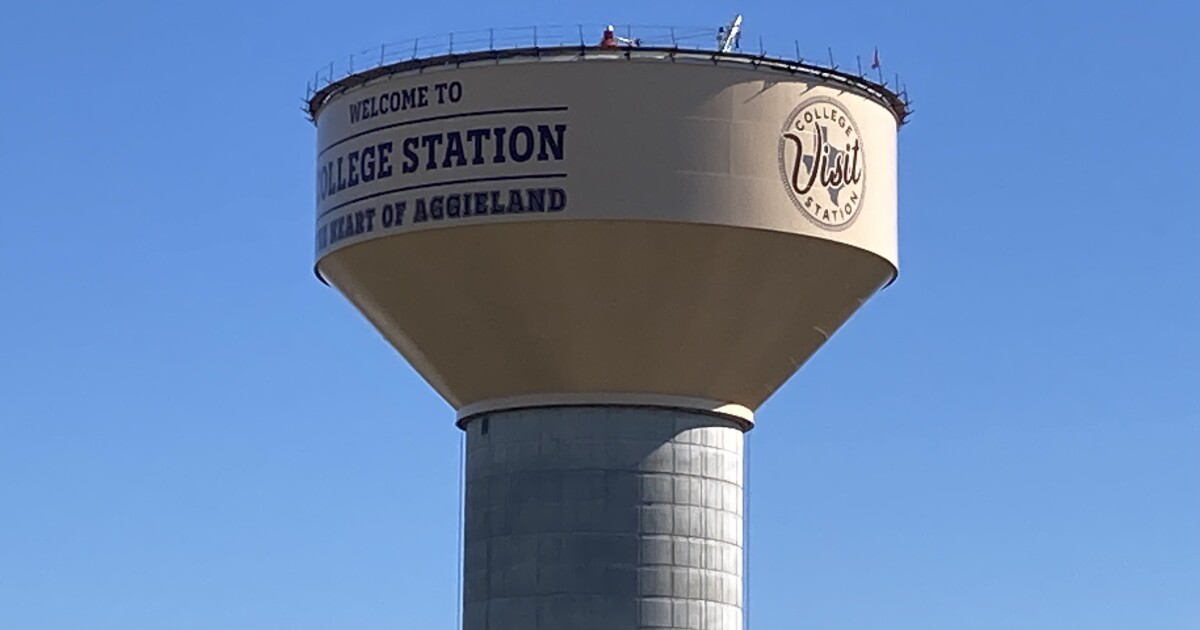GALLERY College Station finishing up newest water tower