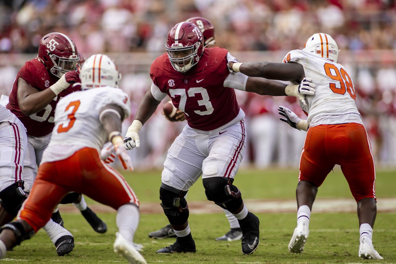 Alabama Crimson Tide offensive lineman Evan Neal vs. Mercer in 2011
