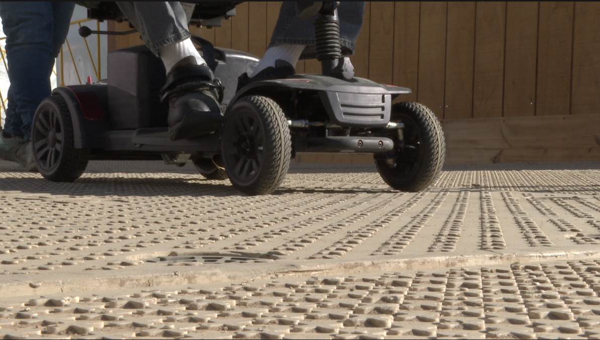Oktoberfest sidewalks