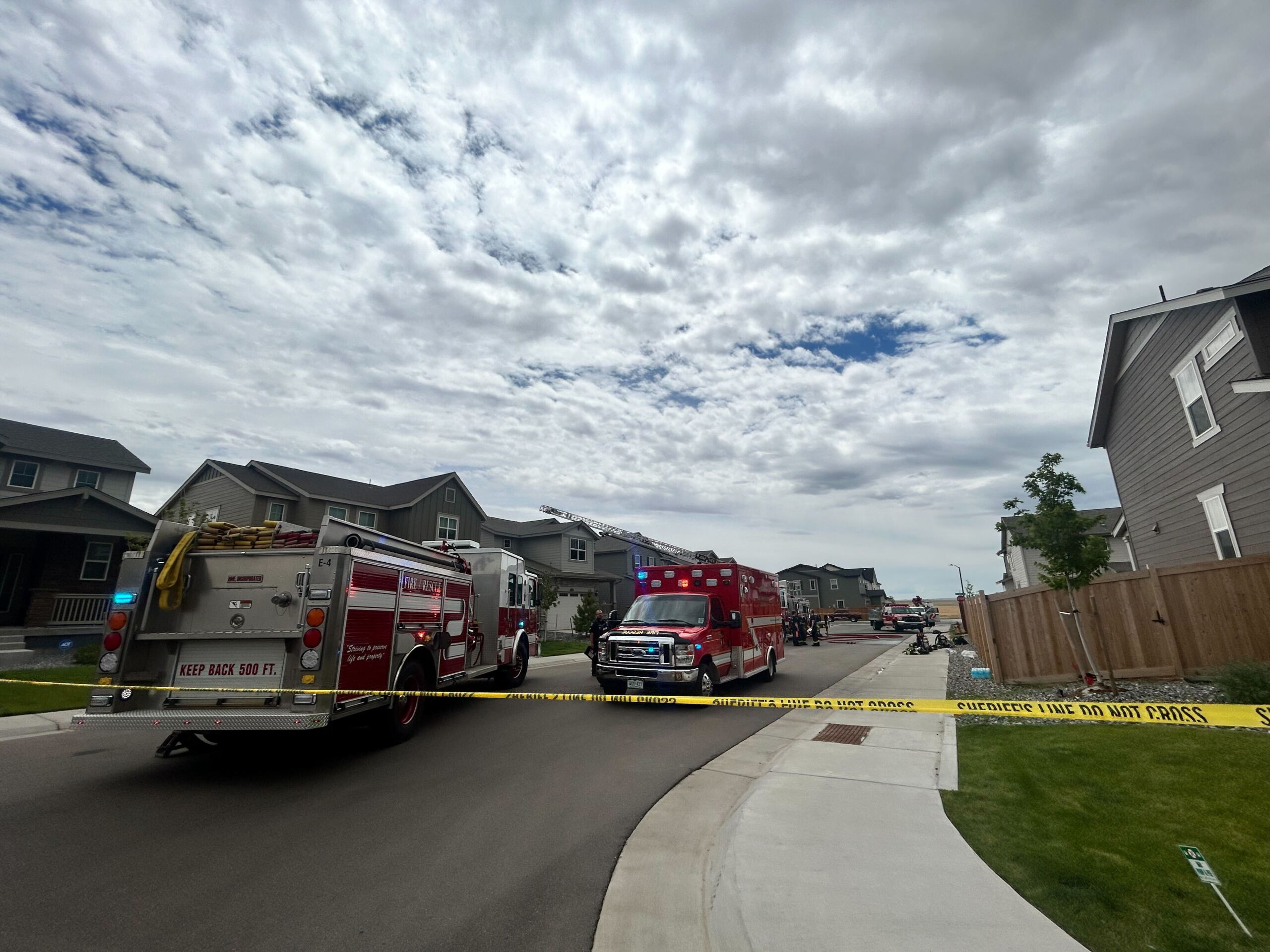 Woman found dead inside burning home in Aurora