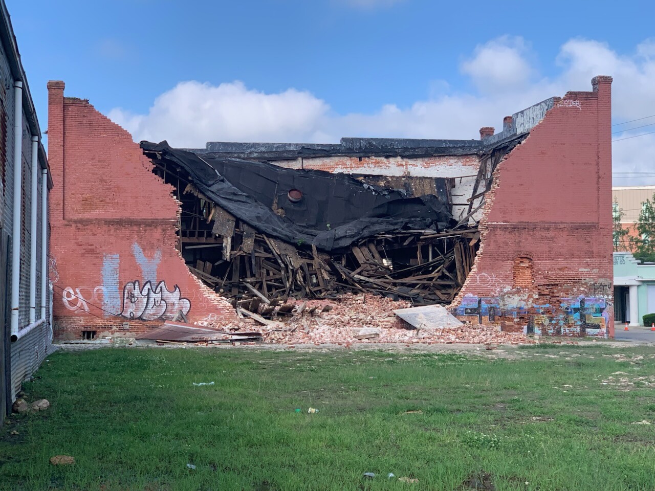 800288964.jpg