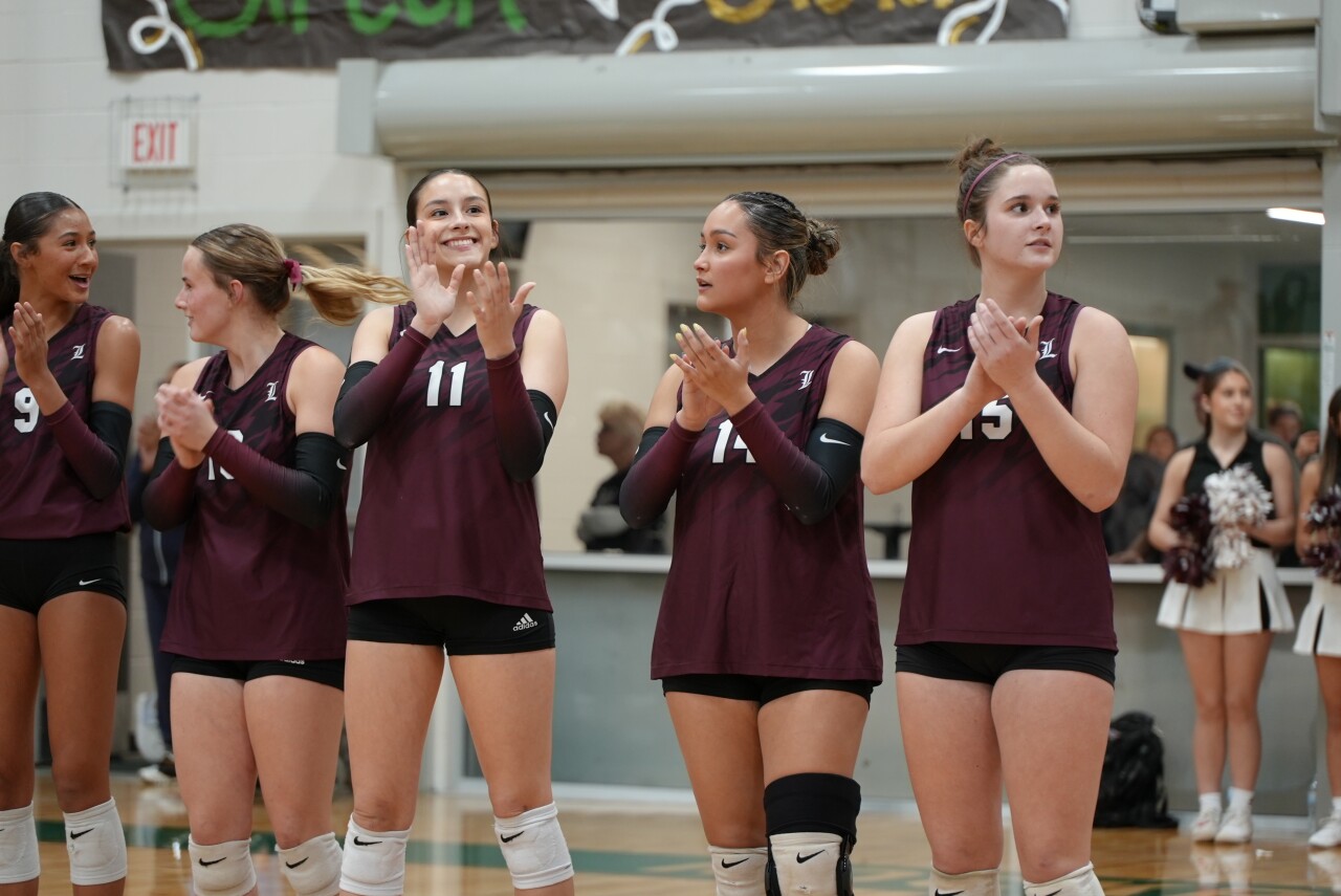 London volleyball lineup pre-game