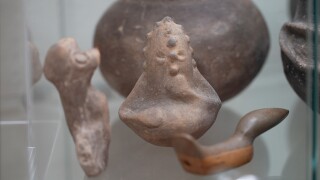 Mini statue 