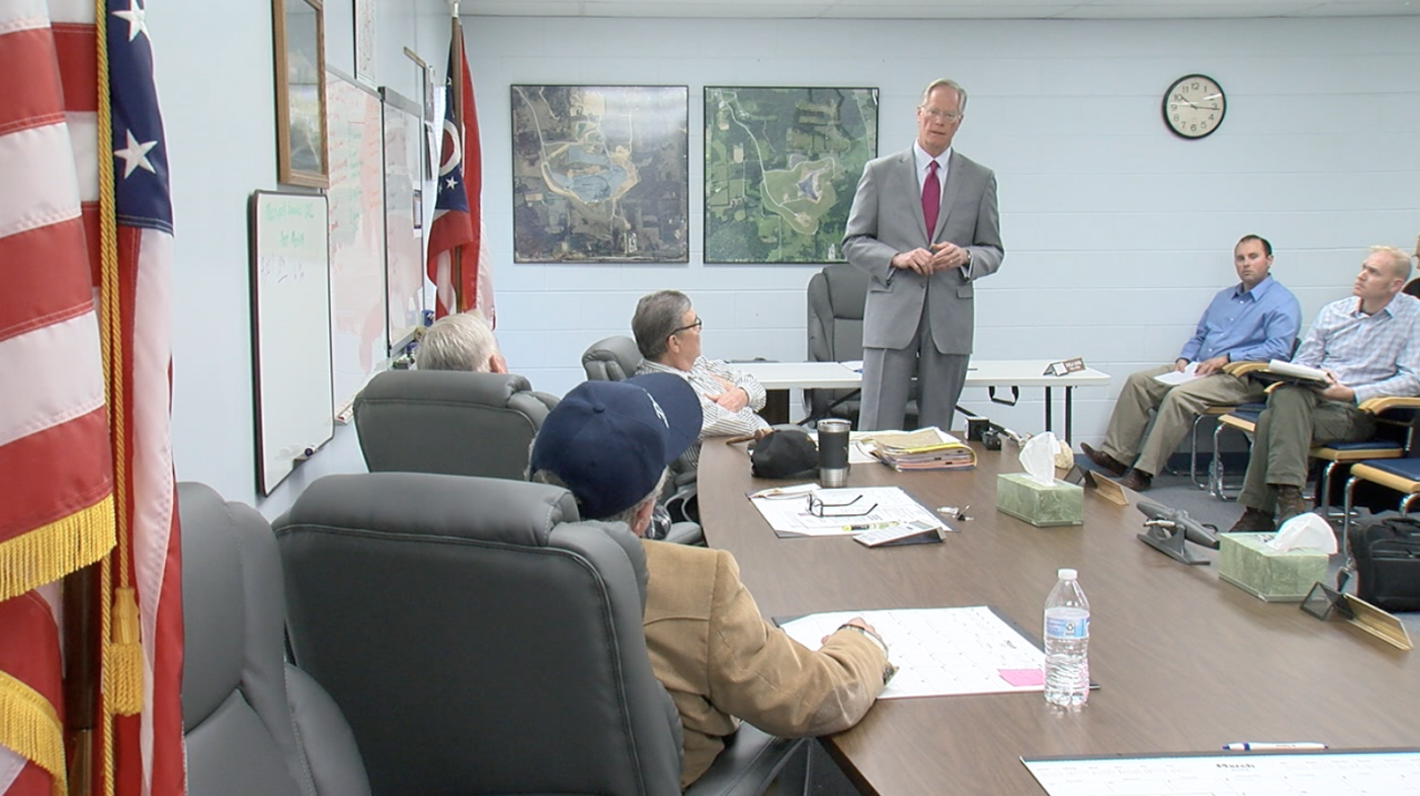 Vistra Corp's Brad Watson answers questions about Zimmer's closure from Washington Township trustees. 