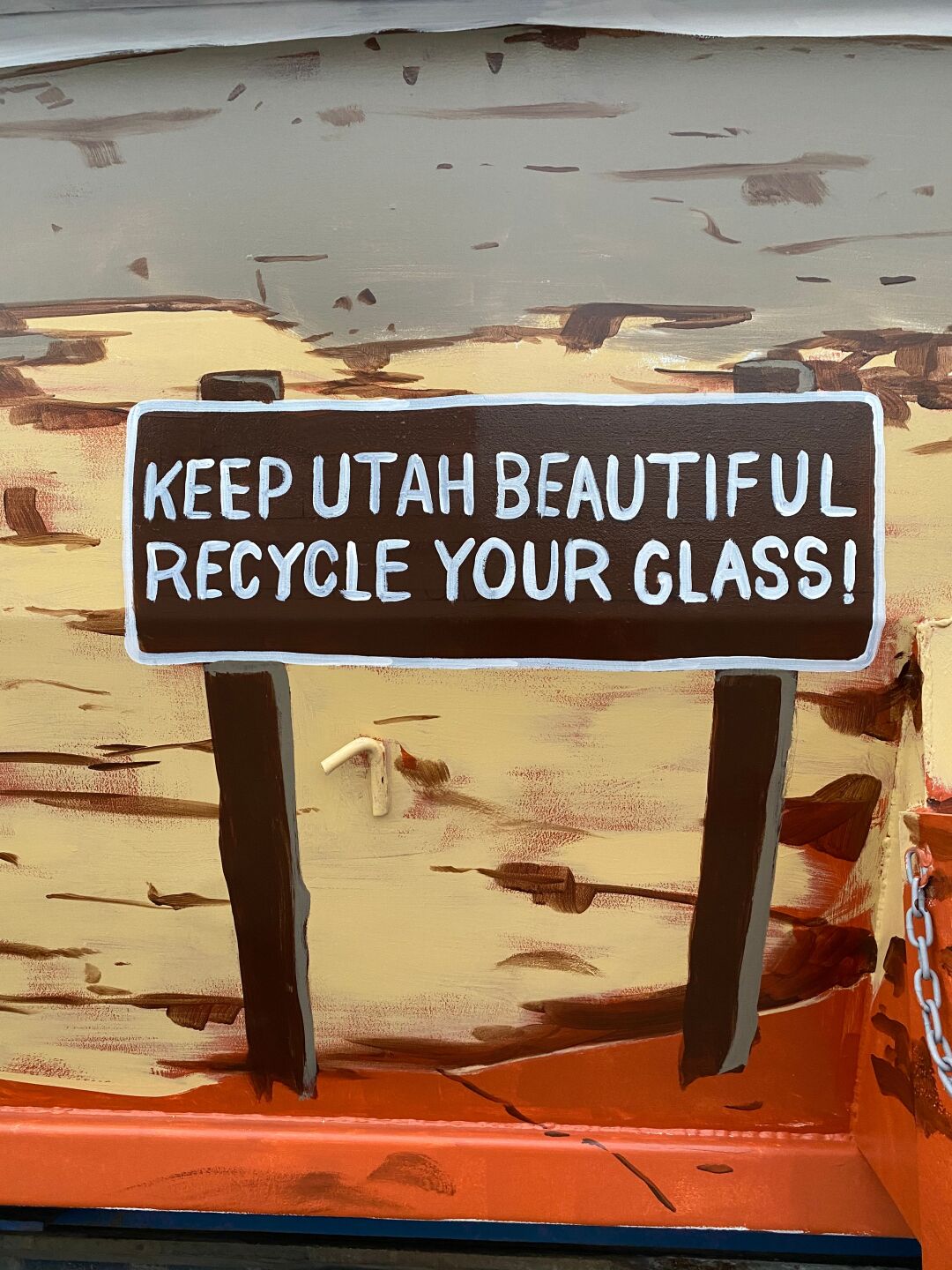 Glass recycling bin