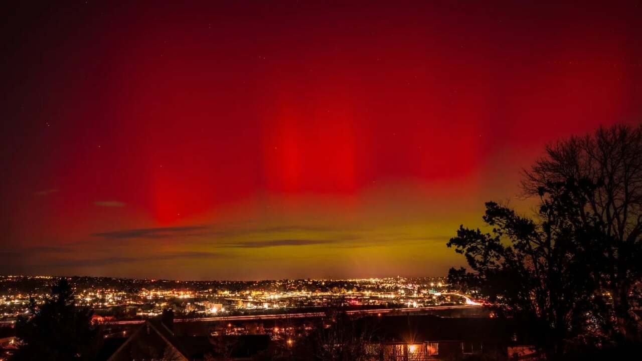 Colorado Lights Up with Stunning Northern Lights Display Colorado Lights Up with Stunning Northern Lights Display