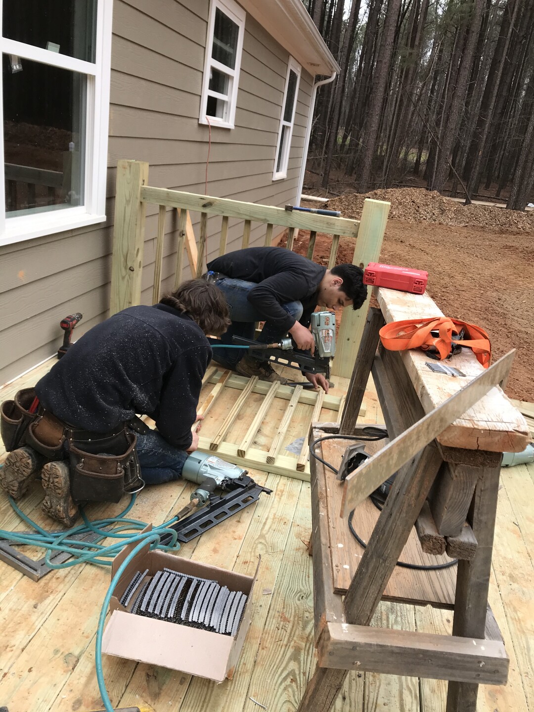 Louisa students build homes