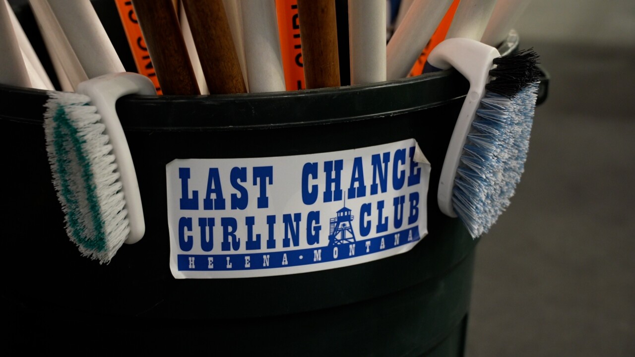 Last Chance Curling Club sticker
