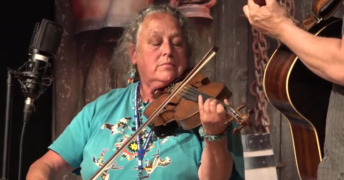Roberta Rast Fiddle Fiddle players flock to Weiser for 70th annual Fiddle Competition