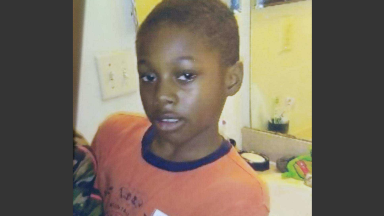 detroit police looking for missing 12-year-old boy