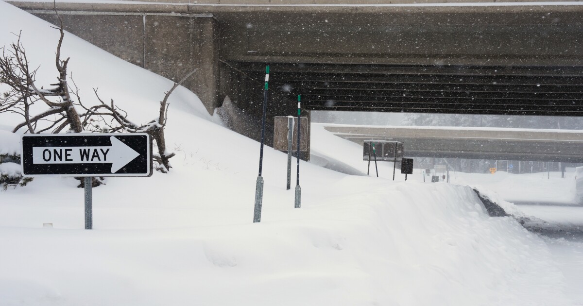 Storms forecast to persist heavy snow in the West, fire weather in Plains