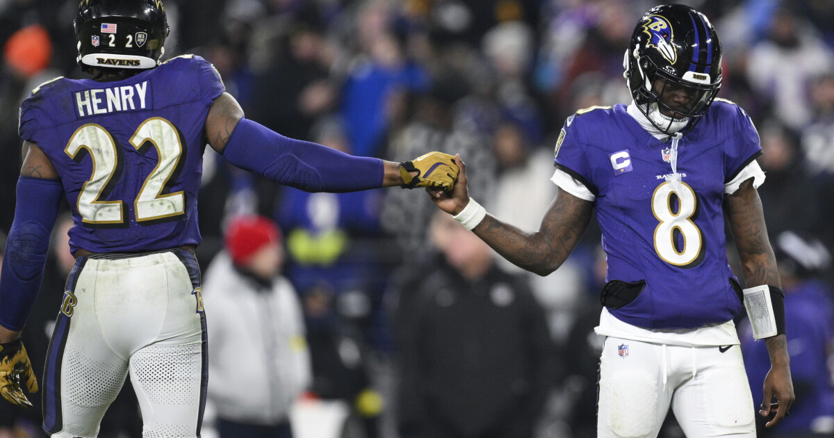 Ravens QB Lamar Jackson, RB Derrick Henry among finalists for NFL Honors Ravens QB Lamar Jackson, RB Derrick Henry among finalists for NFL Honors