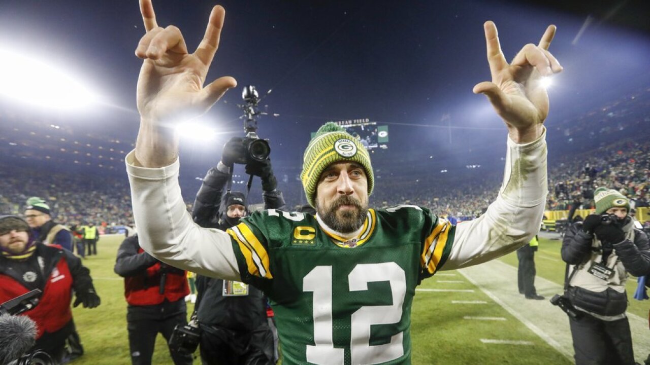 49ers Packers Look To Go From Losing Seasons To Super Bowl