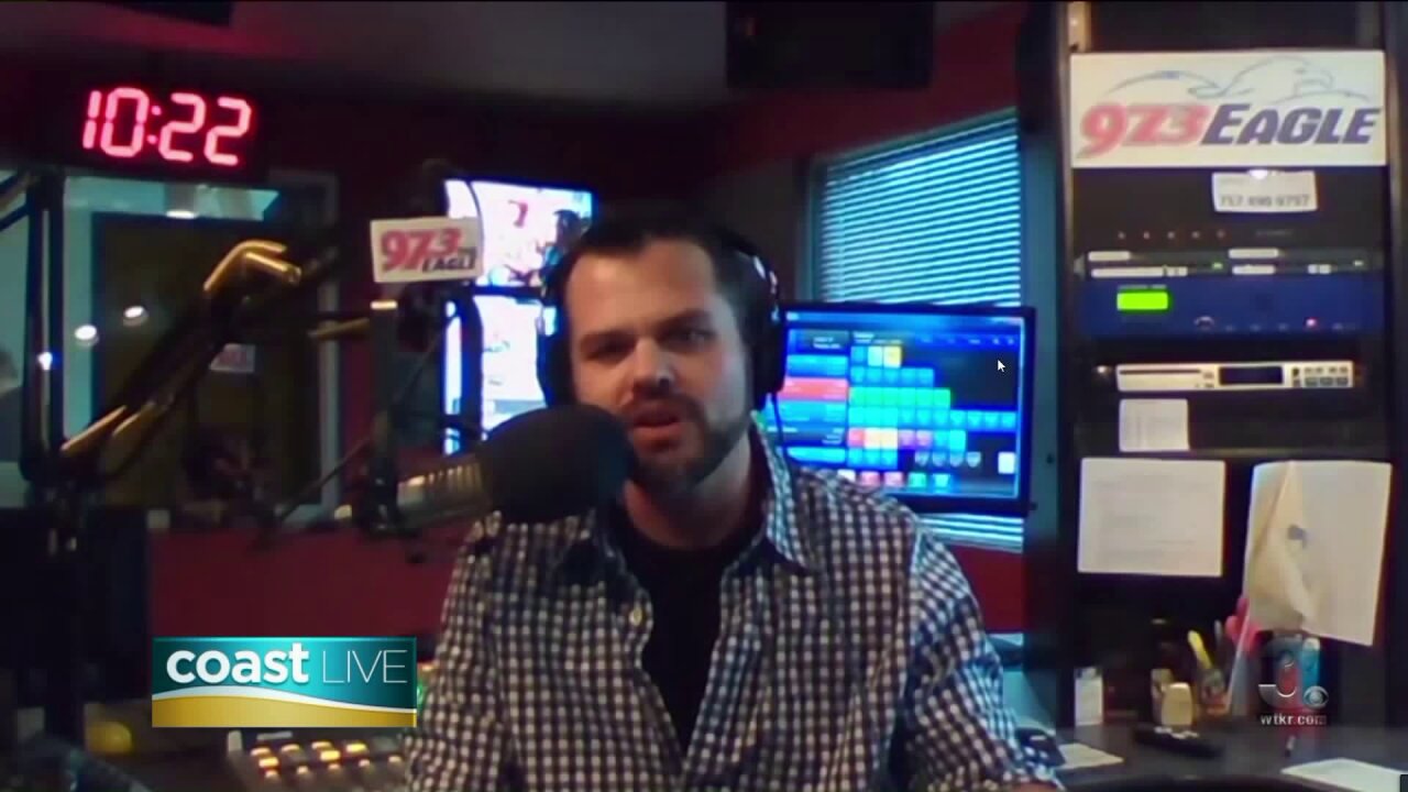 Country music news with Cash from 97.3 the Eagle on Coast Live