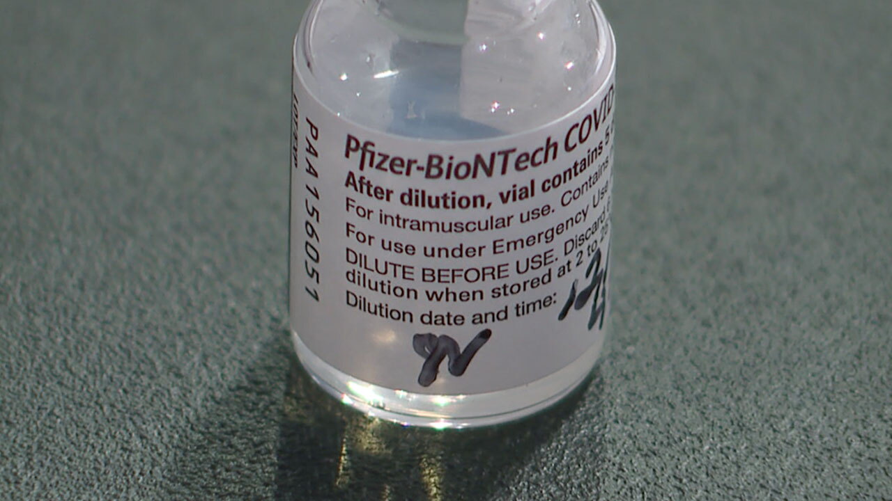 Pfizer-vaccine-at-AdventHealth-Tampa-on-12-16-20.jpg
