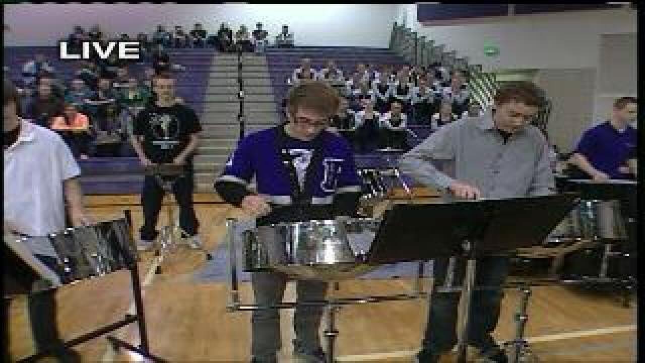 Riverton High drum band makes music for Big Budah