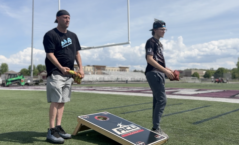 Jayden Ellis - world cornhole champion