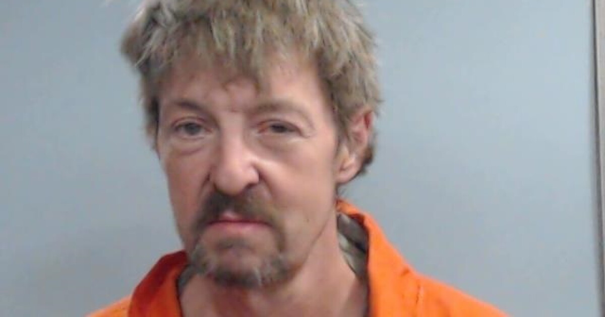 Man arrested after vandalism and criminal mischief