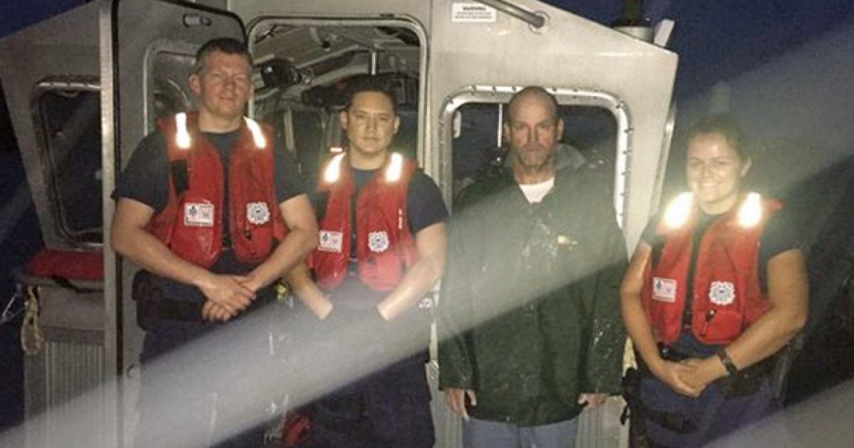 Coast Guard rescues boater off Jupiter Inlet