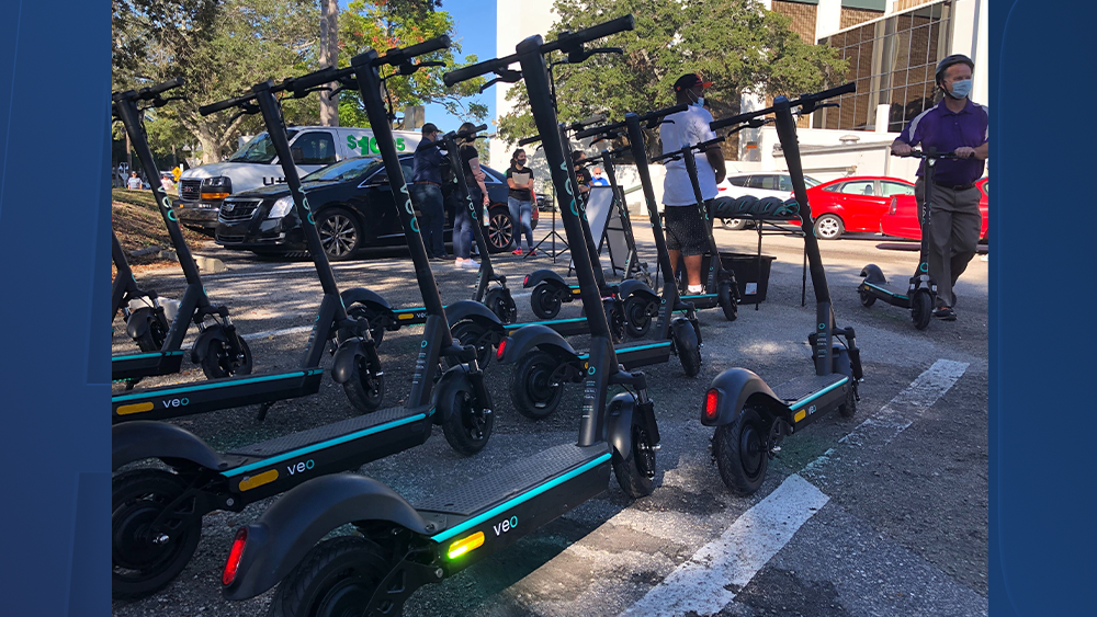 veo-scooters-sarah-hollenbeck1.png