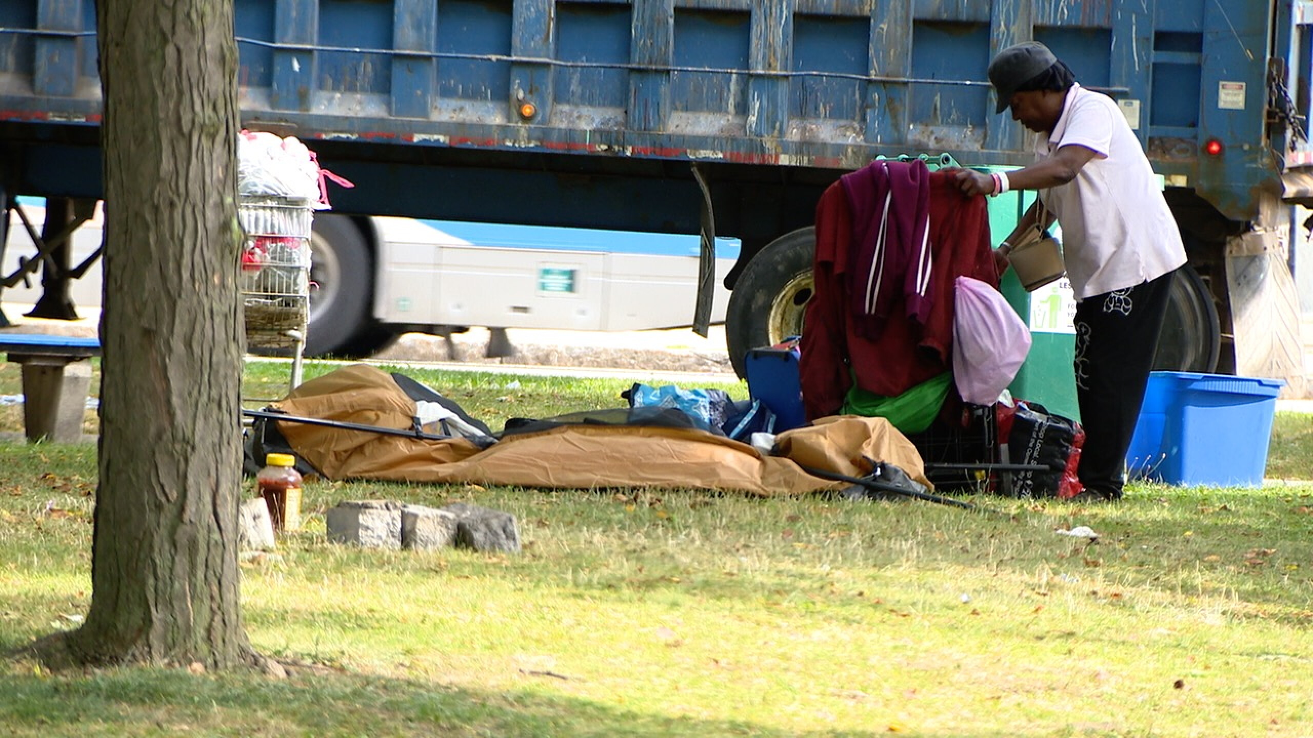 Police and city crews clear out homeless encampment in Downtown Buffalo